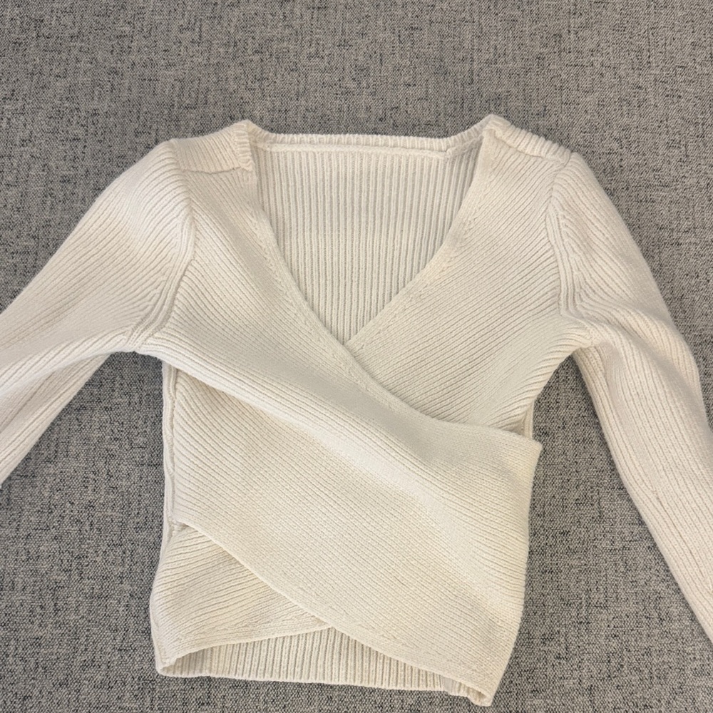 Hollister Women's Cream Wrap Rib-Knit Sweater